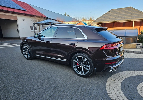 Audi SQ8 cena 399000 przebieg: 105000, rok produkcji 2020 z Daleszyce małe 254